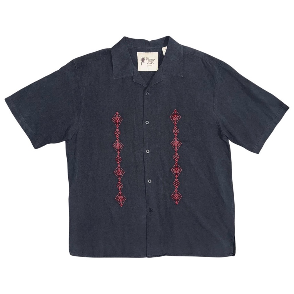 Vintage Silk Circa 1969 Mens XL Silk Black Embroidered Short Sleeve Button Shirt